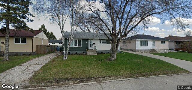 Larawan ng 53 Frontenac Bay sa Winnipeg, Manitoba