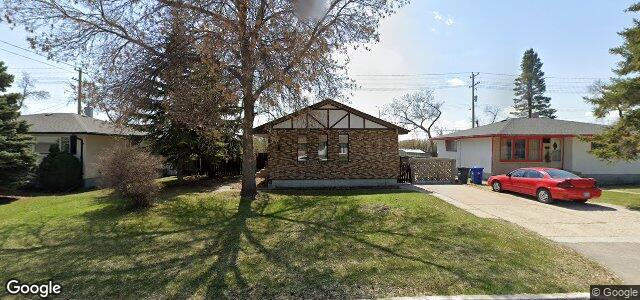 Larawan ng 55 Crestwood Crescent sa Winnipeg, Manitoba