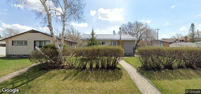 Larawan ng 55 Fontaine Crescent sa Winnipeg, Manitoba