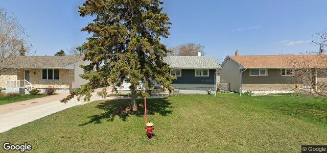 Larawan ng 56 Conifer Crescent sa Winnipeg, Manitoba