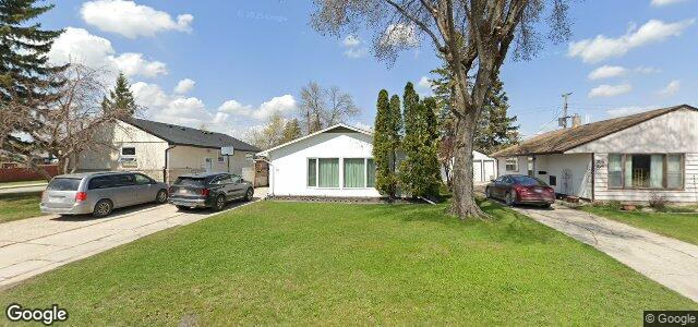 Larawan ng 56 Fontaine Crescent sa Winnipeg, Manitoba