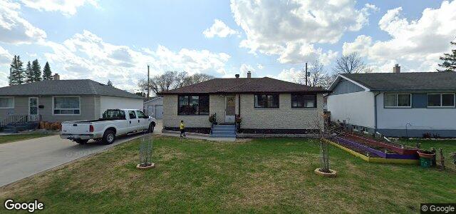 Larawan ng 56 Frontenac Bay sa Winnipeg, Manitoba