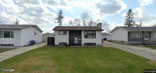 Larawan ng 56 Vincent Massey Boulevard sa Winnipeg, Manitoba