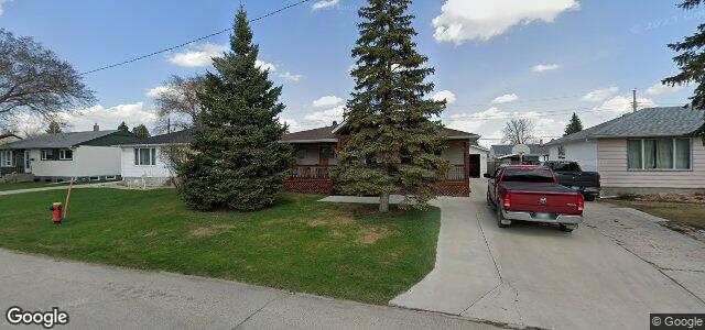 Larawan ng 57 Frontenac Bay sa Winnipeg, Manitoba