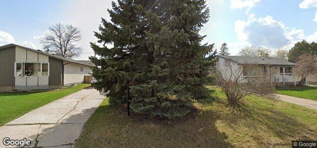Larawan ng 57 Lochmoor Avenue sa Winnipeg, Manitoba