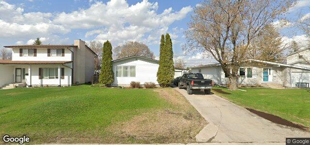 Larawan ng 59 Lomond Boulevard sa Winnipeg, Manitoba