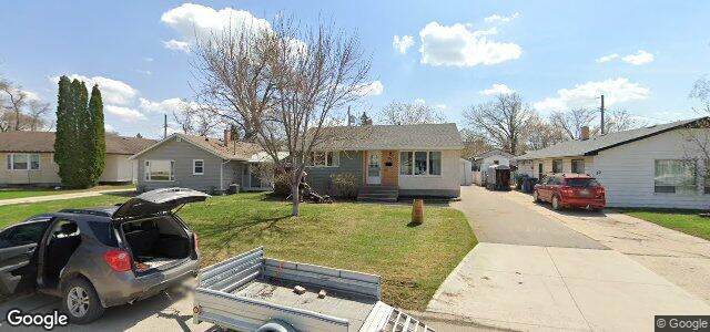 Larawan ng 61 Fontaine Crescent sa Winnipeg, Manitoba