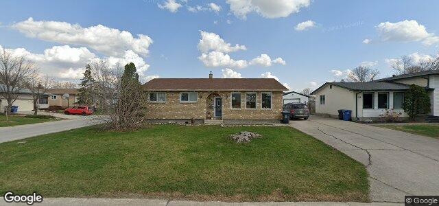 Larawan ng 62 Penrose Place sa Winnipeg, Manitoba