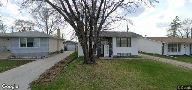 Larawan ng 62 Vincent Massey Boulevard sa Winnipeg, Manitoba