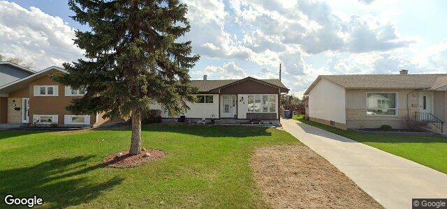 Larawan ng 64 Lomond Boulevard sa Winnipeg, Manitoba