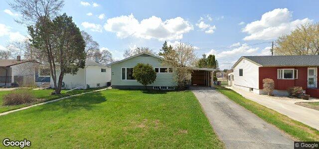 Larawan ng 65 De Bourmont Bay sa Winnipeg, Manitoba