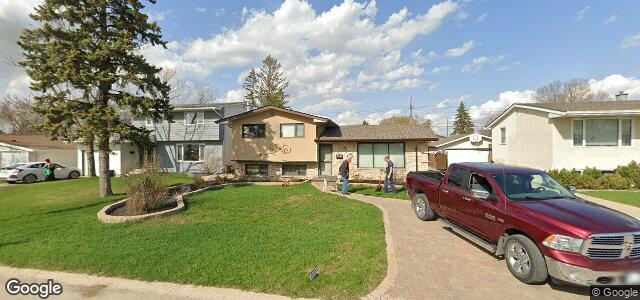 Larawan ng 65 Lomond Boulevard sa Winnipeg, Manitoba