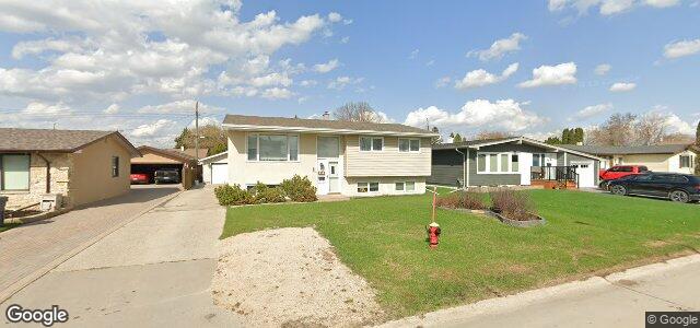 Larawan ng 67 Lomond Boulevard sa Winnipeg, Manitoba
