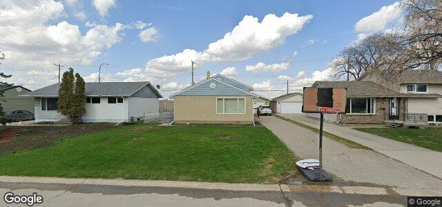 Larawan ng 67 Vincent Massey Boulevard sa Winnipeg, Manitoba