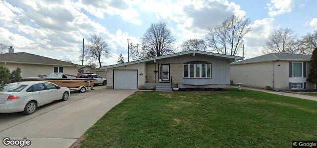 Larawan ng 68 Vincent Massey Boulevard sa Winnipeg, Manitoba