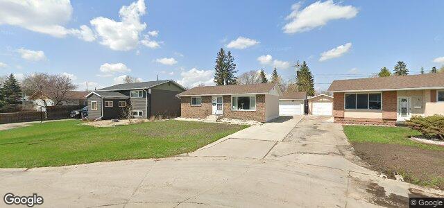 Larawan ng 7 Carolyn Bay sa Winnipeg, Manitoba