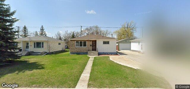 Larawan ng 7 Crestwood Crescent sa Winnipeg, Manitoba