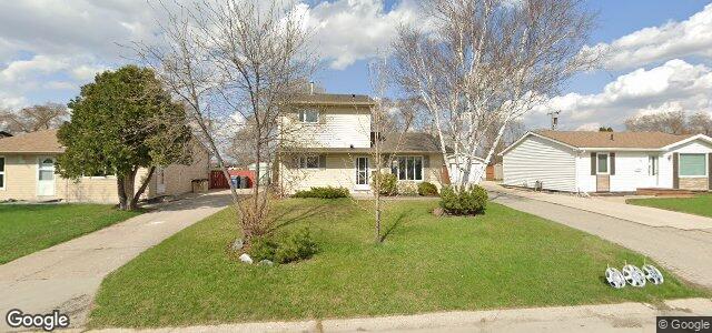 Larawan ng 70 Lochmoor Avenue sa Winnipeg, Manitoba