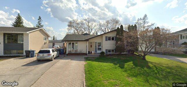 Larawan ng 72 Lomond Boulevard sa Winnipeg, Manitoba