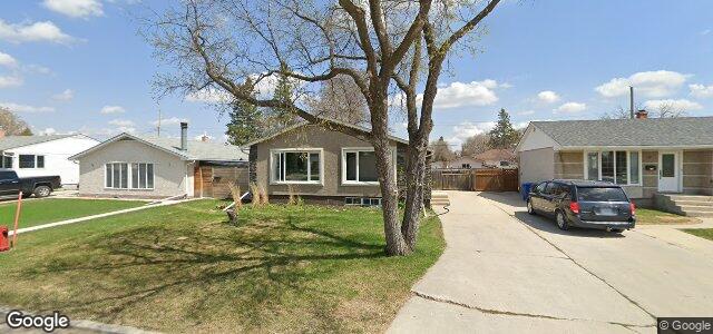 Larawan ng 73 Fontaine Crescent sa Winnipeg, Manitoba