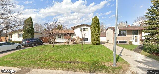 Larawan ng 73 Lomond Boulevard sa Winnipeg, Manitoba