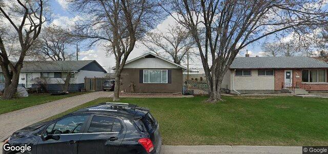 Larawan ng 73 Vincent Massey Boulevard sa Winnipeg, Manitoba