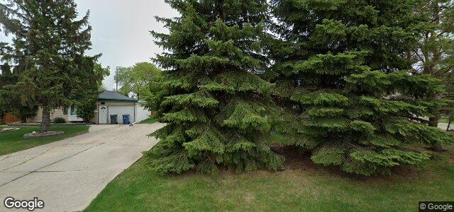Larawan ng 748 Autumnwood Drive sa Winnipeg, Manitoba