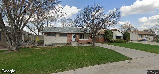 Larawan ng 75 Vincent Massey Boulevard sa Winnipeg, Manitoba