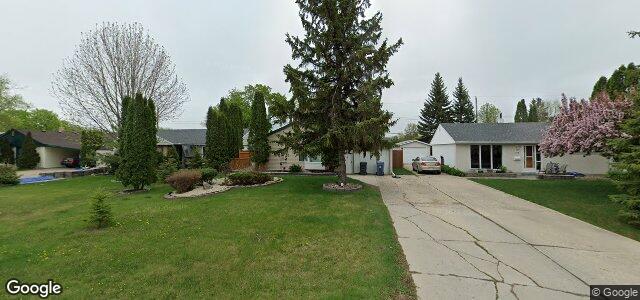 Larawan ng 752 Autumnwood Drive sa Winnipeg, Manitoba
