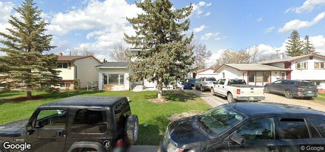 Larawan ng 77 Lomond Boulevard sa Winnipeg, Manitoba