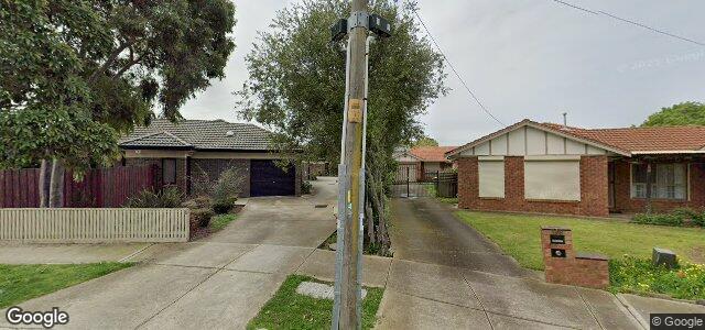 8 Cherry Crescent（加拿大曼尼托巴省温尼伯市）房屋照片