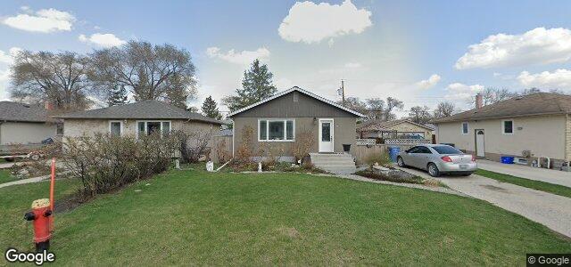 Larawan ng 8 Frontenac Bay sa Winnipeg, Manitoba