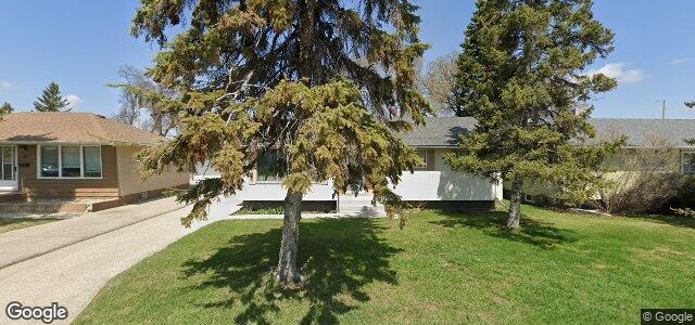 Larawan ng 80 Crestwood Crescent sa Winnipeg, Manitoba