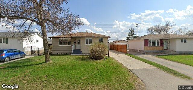 Larawan ng 83 Penfold Crescent sa Winnipeg, Manitoba