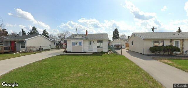 Larawan ng 89 Lochmoor Avenue sa Winnipeg, Manitoba