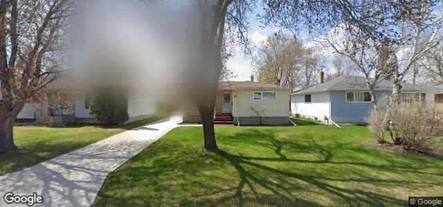 Larawan ng 90 De Bourmont Bay sa Winnipeg, Manitoba