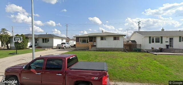 Larawan ng 91 Penfold Crescent sa Winnipeg, Manitoba