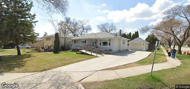 Larawan ng 922 Autumnwood Drive sa Winnipeg, Manitoba
