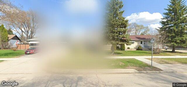 Photo of 933 Autumnwood Drive in Winnipeg, Manitoba