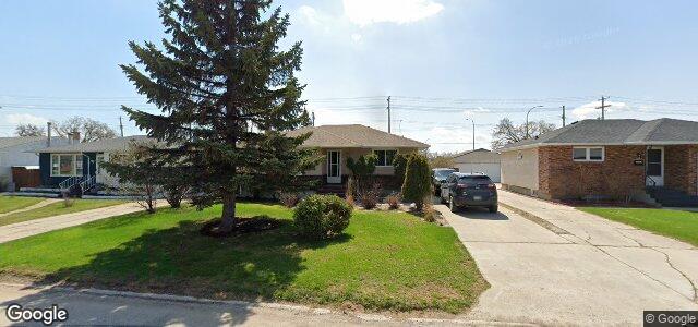 Larawan ng 95 Crestwood Crescent sa Winnipeg, Manitoba