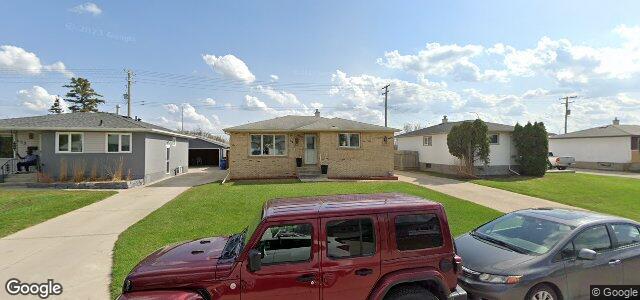 Larawan ng 99 Penfold Crescent sa Winnipeg, Manitoba