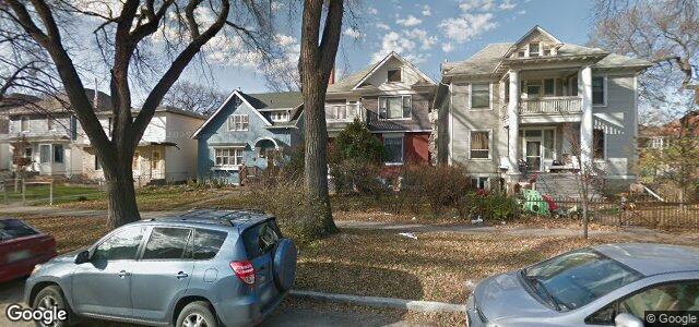 Larawan ng 1-230 Home Street sa Winnipeg, Manitoba