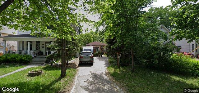 Larawan ng 1004 Palmerston Avenue sa Winnipeg, Manitoba