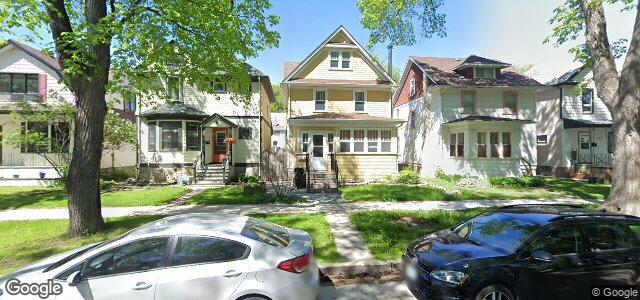 Larawan ng 104 Evanson Street sa Winnipeg, Manitoba