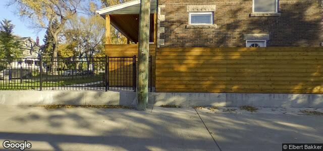 Larawan ng 105 Ethelbert Street sa Winnipeg, Manitoba