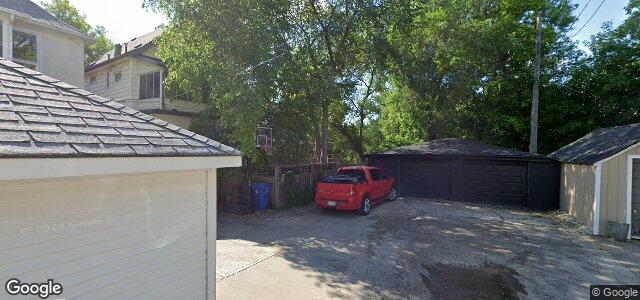 Larawan ng 1094 Wolseley Avenue sa Winnipeg, Manitoba