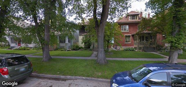 Larawan ng 132 Home Street sa Winnipeg, Manitoba