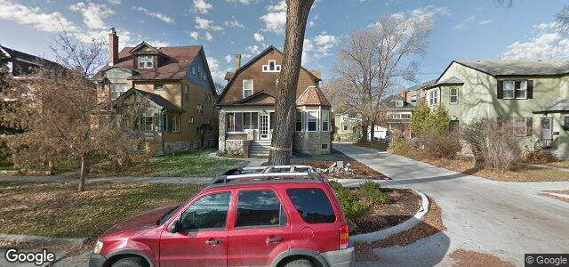 Larawan ng 142 Ethelbert Street sa Winnipeg, Manitoba