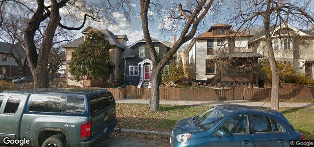 Larawan ng 166 Home Street sa Winnipeg, Manitoba