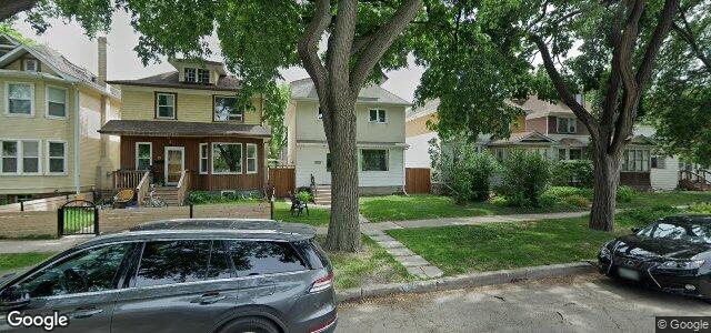 Larawan ng 17 Lenore Street sa Winnipeg, Manitoba